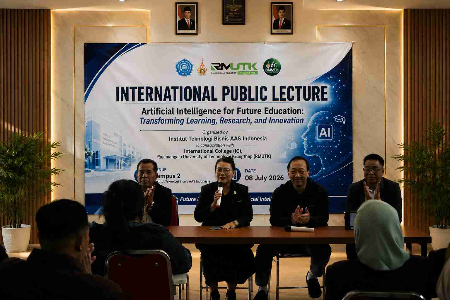 Delegasi Rajamangala University Thailand bersama pimpinan ITB AAS Indonesia dalam implementasi kerja sama internasional.